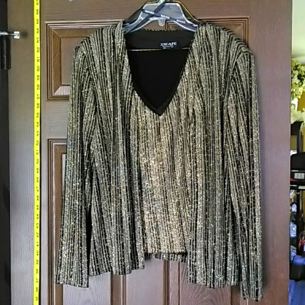 Dressing tank top with jacket